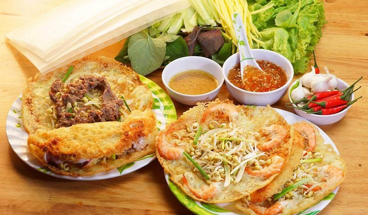 Bánh xèo tôm nhảy Quy Nhơn