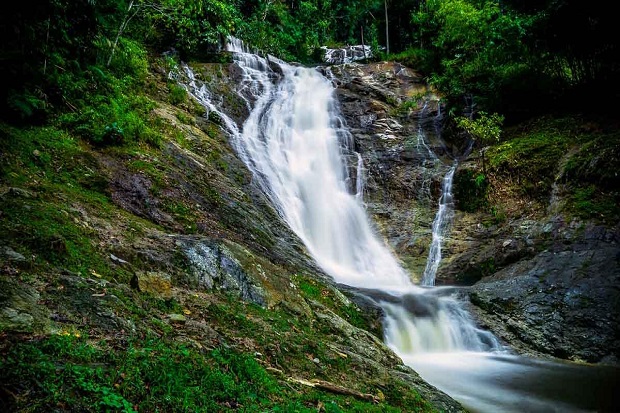Thác nước tại cao nguyên Cameron