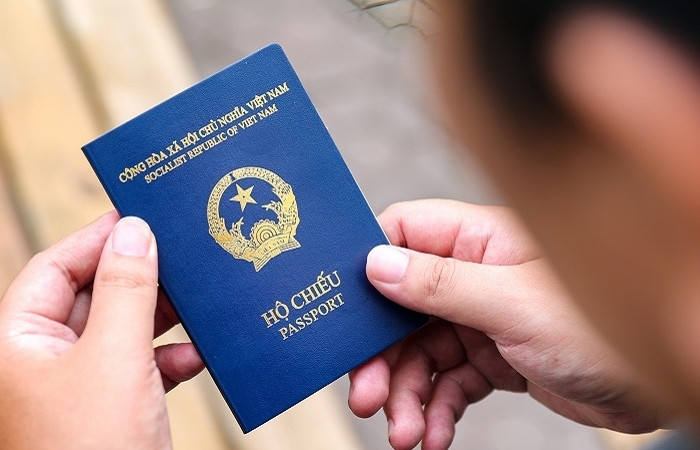 Gửi Hỏa Tốc Giấy Tờ, Passport Từ TP.HCM Ra Hà Nội An Toàn
