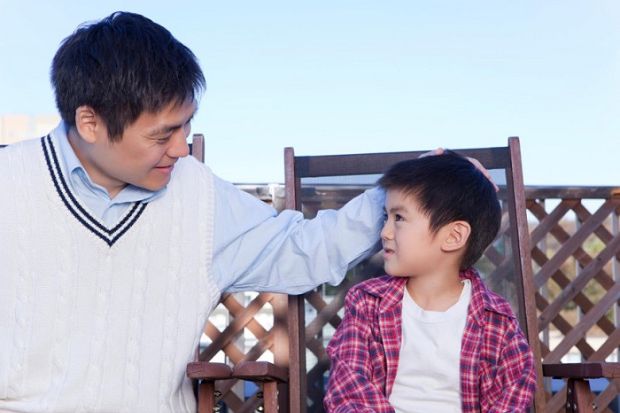 Điều cấm kỵ khi đến Indonesia - Xoa đầu người khác