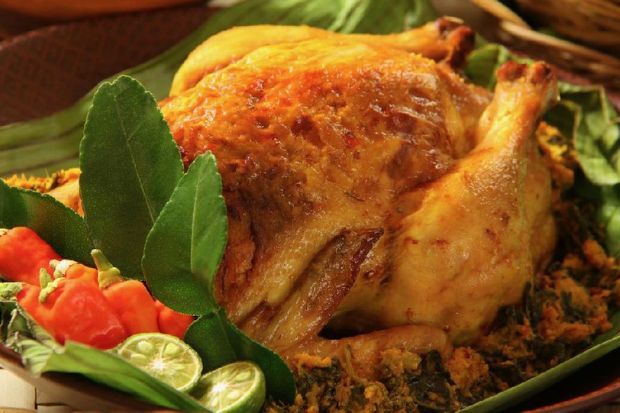 Món ăn siêu cay Indonesia - Ayam Betutu
