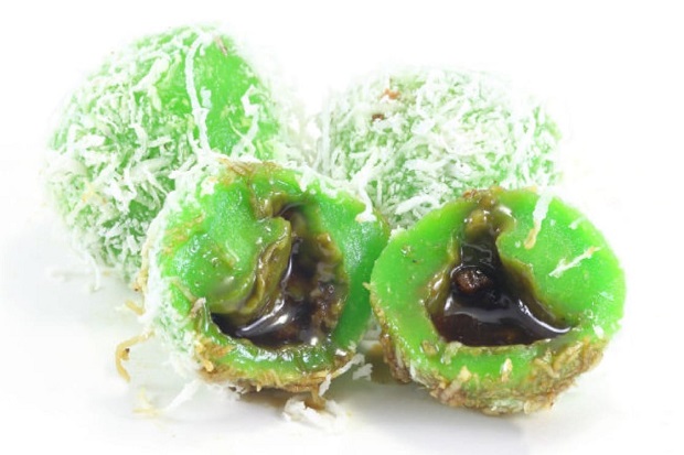 Món ăn vặt Malaysia - Ondeh Ondeh