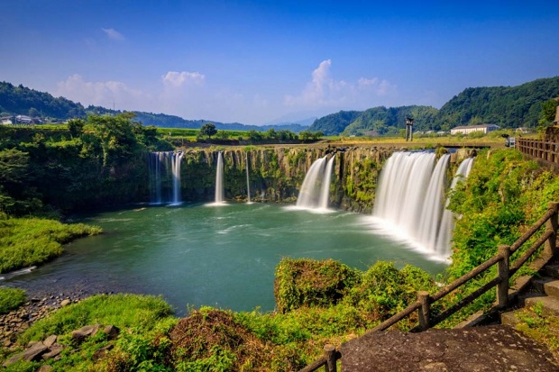 Ngôi làng cổ tích Yufuin - Thác Harajiri 