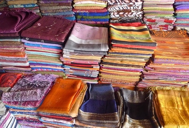 quà tặng du lịch campuchia - lụa tơ tằm