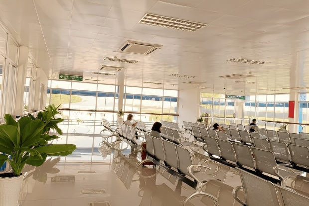 Khu vực chờ tại s&acirc;n bay C&agrave; Mau