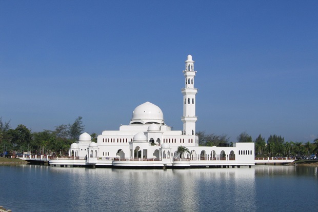 Thành phố biển xinh đẹp Malaysia - Kuala Terengganu