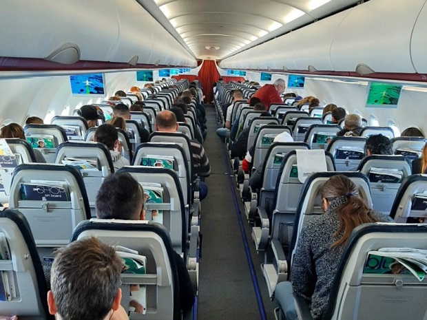 Hạng v&eacute; phổ th&ocirc;ng Aegean Airlines
