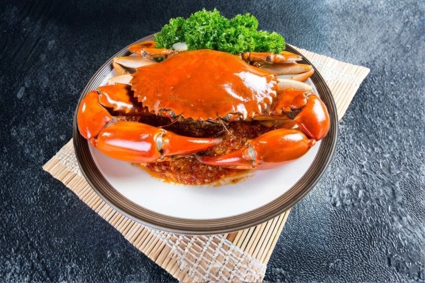 Cua C&agrave; Mau l&agrave; m&oacute;n ăn đặc sản m&agrave; du kh&aacute;ch nhất định phải thưởng thức