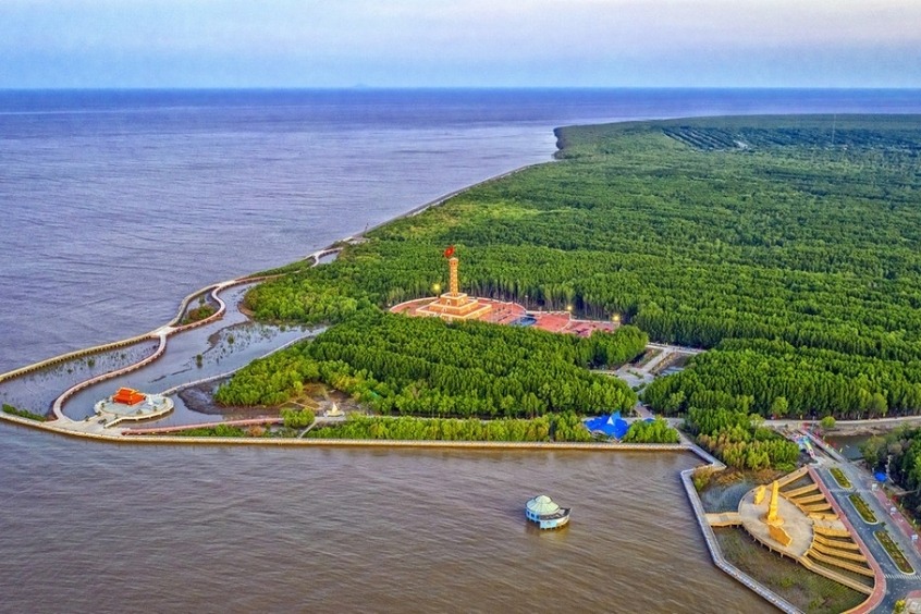 Kh&aacute;m ph&aacute; v&ugrave;ng đất mũi cực nam của Tổ Quốc thi&ecirc;ng li&ecirc;ng