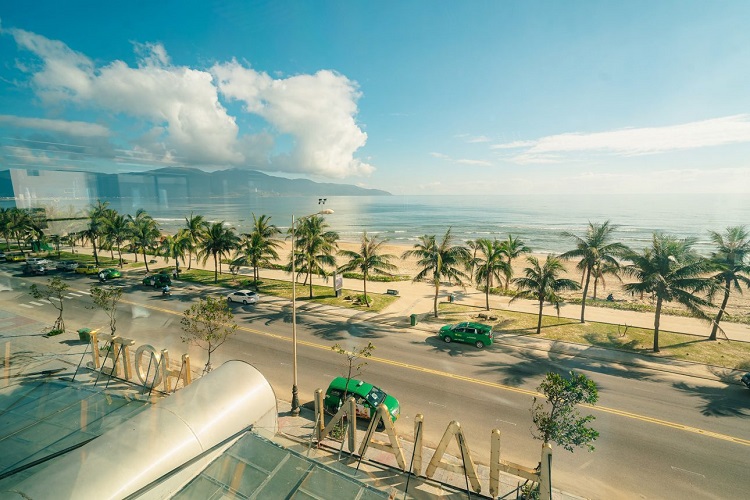 bãi biển Mỹ Khê