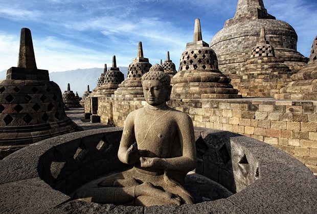 Đền Borobudur nổi bật với những kiến trúc xây dựng độc đáo và vô cùng tỉ mỉ Đền Borobudur
