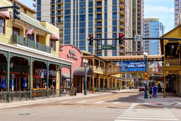 Khu phố lịch sử Church Street Station tại trung t&acirc;m Orlando, Florida