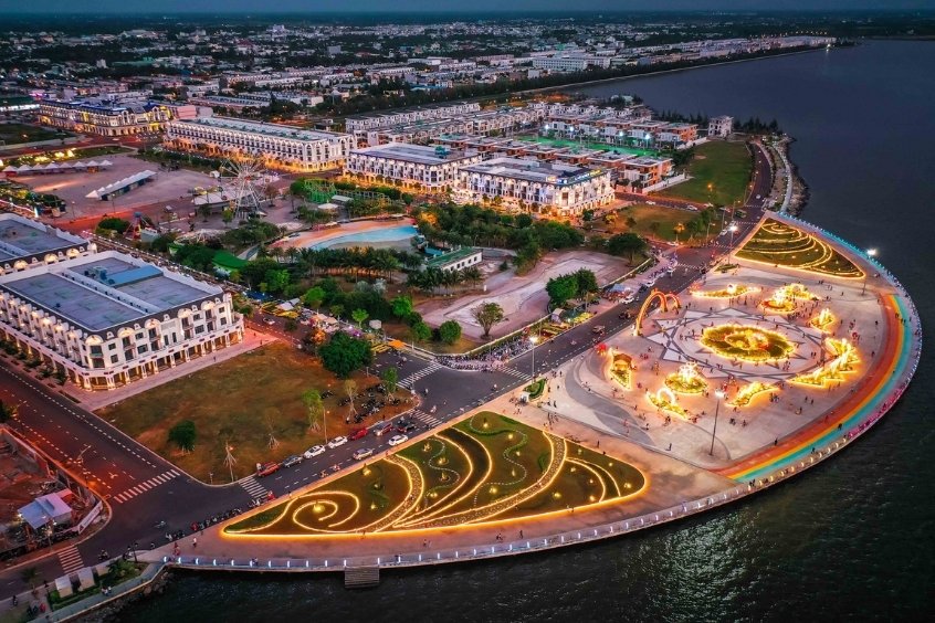 To&agrave;n cảnh khu đ&ocirc; thị Ph&uacute; Cường - Đ&acirc;y l&agrave; một trong những dự &aacute;n đ&ocirc; thị lấn biển nổi bật tại Rạch Gi&aacute;