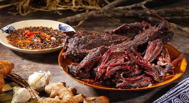 Thịt trâu gác bếp Điện Biên