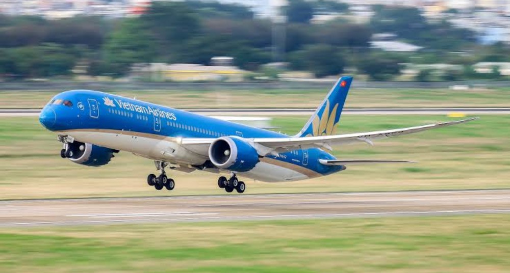 M&aacute;y bay Boeing của Vietnam Airlines phục vụ chặng bay Ph&uacute; Quốc - Đ&agrave; Lạt