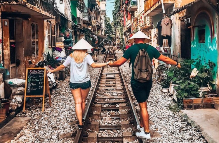 Hà Nội là địa điểm du lịch nổi tiếng bậc nhất tại Việt Nam mà nhất định bạn không nên bỏ lỡ Vé máy bay Phú Quốc Hà Nội