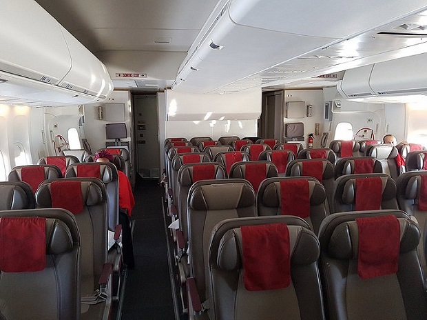 hạng phổ th&ocirc;ng Royal Air Maroc 