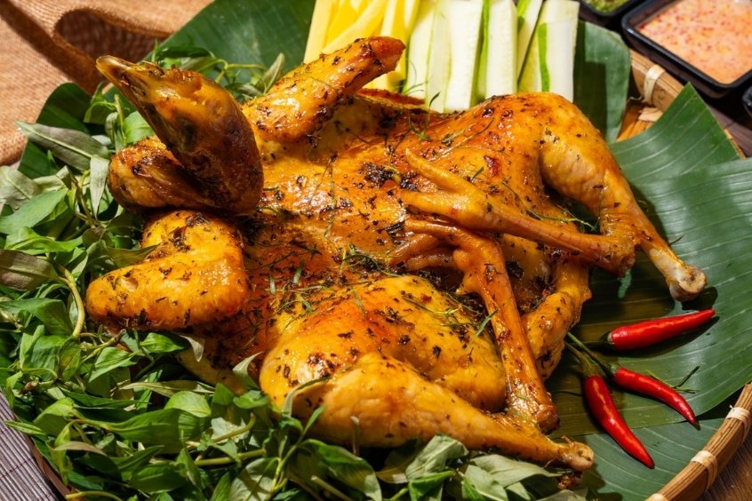 G&agrave; nướng bản đ&ocirc;n - Đặc sản nổi tiếng ở T&acirc;y Nguy&ecirc;n