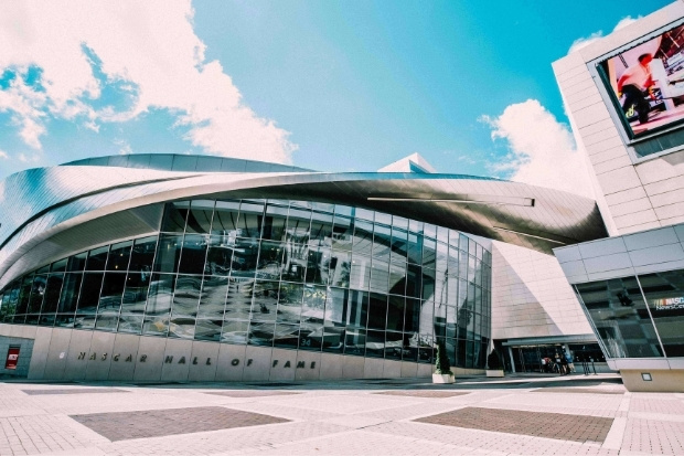 Trải nghiệm NASCAR Hall of Fame nổi tiếng ở Charlotte