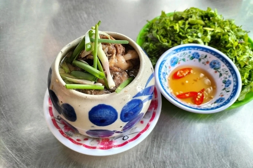 Thưởng thức đặc sản mắt c&aacute; ngừ đại dương trứ danh xứ Nẫu