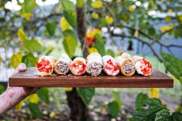 Trải nghiệm ẩm thực hấp dẫn với món cannoli đặc trưng khi đến Philadelphia