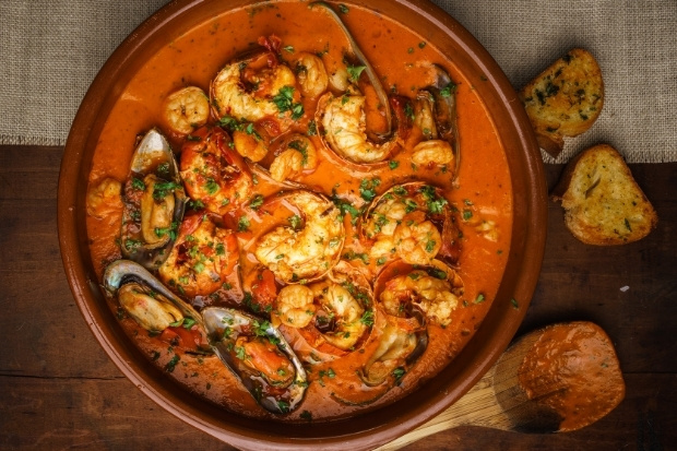 Cioppino món hải sản thơm ngon cho chuyến đi từ TP. HCM đến Boston