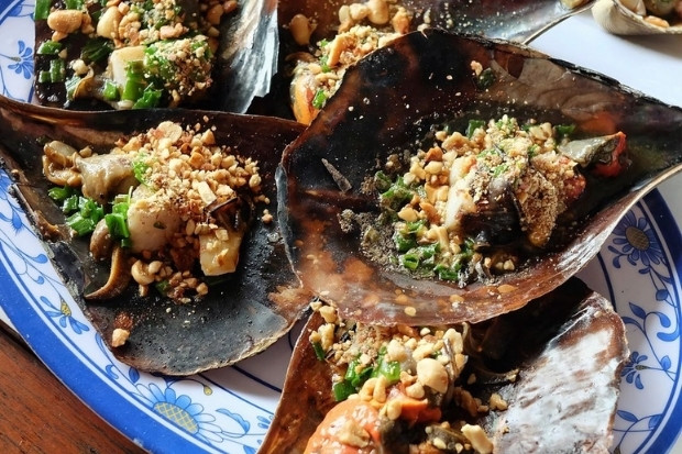 C&ograve;i bi&ecirc;n mai nướng &ndash; hương vị đặc sản Ph&uacute; Quốc độc đ&aacute;o kh&ocirc;ng thể bỏ qua