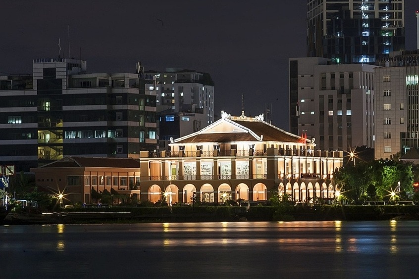 Bến Nh&agrave; Rồng l&agrave; nơi chủ tịch Hồ Ch&iacute; Minh ra đi t&igrave;m đường cứu nước