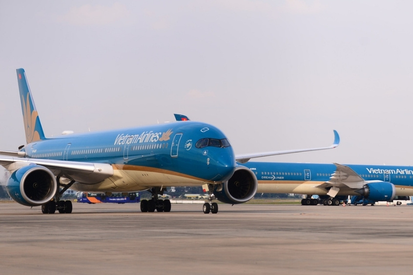 Đồng h&agrave;nh c&ugrave;ng Vietnam Airlines với v&eacute; m&aacute;y bay từ Quy Nhơn đi TP. Hồ Ch&iacute; Minh uy t&iacute;n nhất