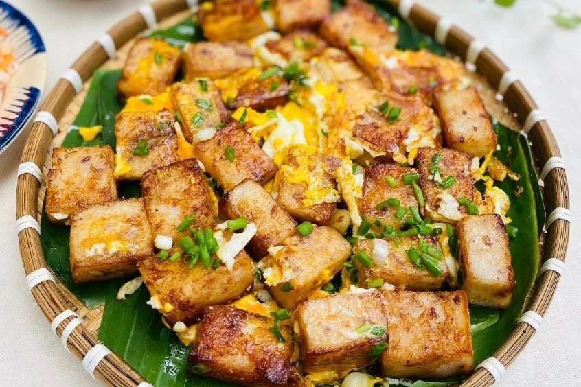 Bột chi&ecirc;n &ndash; M&oacute;n ăn đường phố gốc Hoa nổi bật với vị gi&ograve;n b&eacute;o kh&oacute; cưỡng