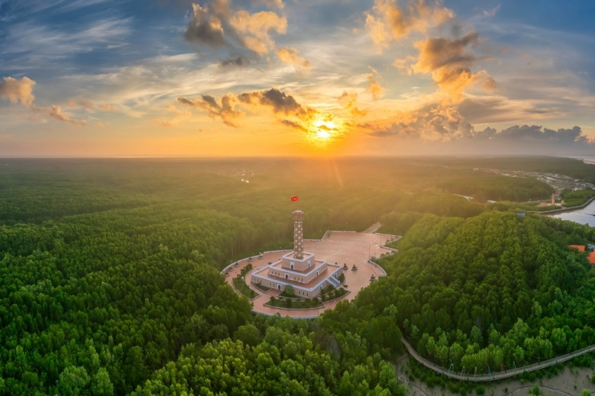 Mũi C&agrave; Mau - Điểm cực Nam tr&ecirc;n đất liền của Tổ quốc Việt Nam