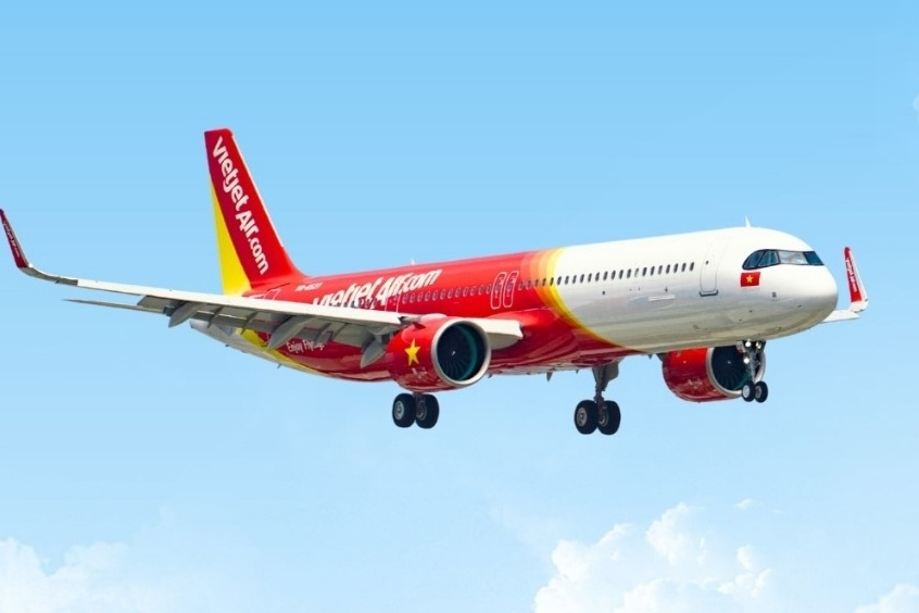 Vietjet Air - H&atilde;ng h&agrave;ng kh&ocirc;ng cung cấp v&eacute; m&aacute;y bay từ TP. Hồ Ch&iacute; Minh đi Huế ở ph&acirc;n kh&uacute;c gi&aacute; rẻ
