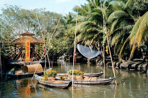 L&agrave;ng du lịch Mỹ Kh&aacute;nh - Điểm hẹn giải tr&iacute; đa dạng cho gia đ&igrave;nh v&agrave; nh&oacute;m bạn