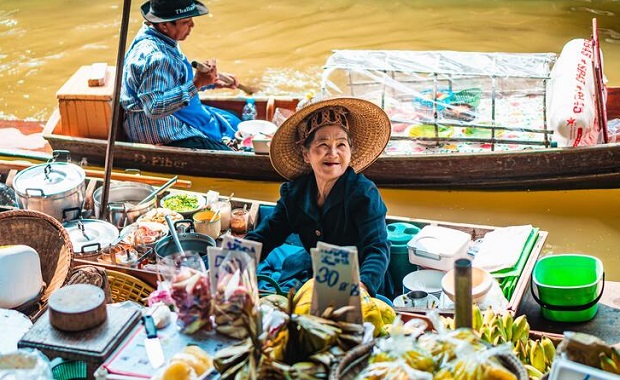 Chợ nổi Damnoen Saduak