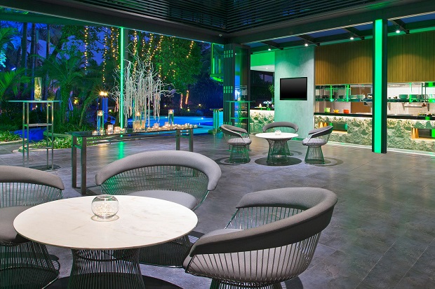 Nhà hàng tại đảo Manukan