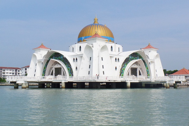 Du lịch Malacca - Thánh đường Masjid Terapung Selat