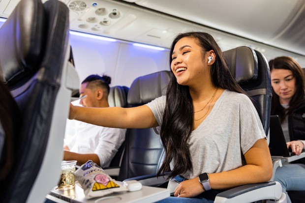 dịch vụ bay Alaska Airlines