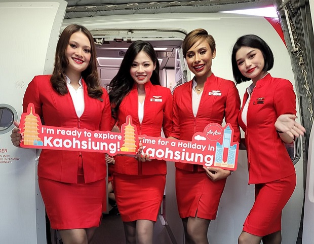 H&atilde;ng h&agrave;ng kh&ocirc;ng AirAsia 