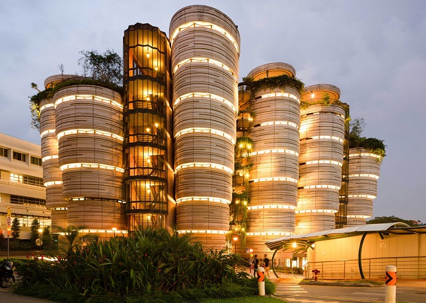 T&ograve;a nh&agrave; The Hive