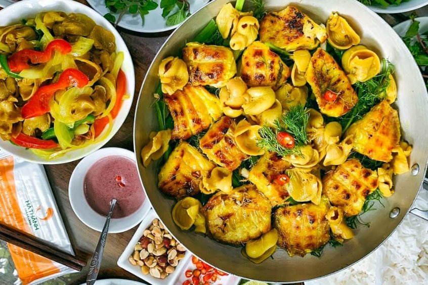 Chả c&aacute; L&atilde; Vọng, một đặc sản nổi tiếng của H&agrave; Nội được CNN b&igrave;nh chọn l&agrave; một trong những m&oacute;n ăn ngon nhất thế giới