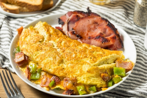 Denver Omelet món ăn địa phương nổi tiếng dành cho du khách đến từ Hà Nội