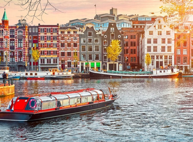K&ecirc;nh đ&agrave;o Amsterdam