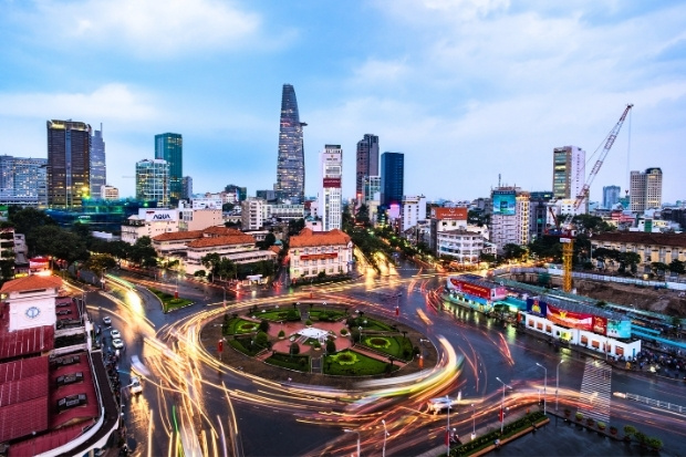 Khám phá thành phố Hồ Chí Minh sôi động cùng Vietnam Booking