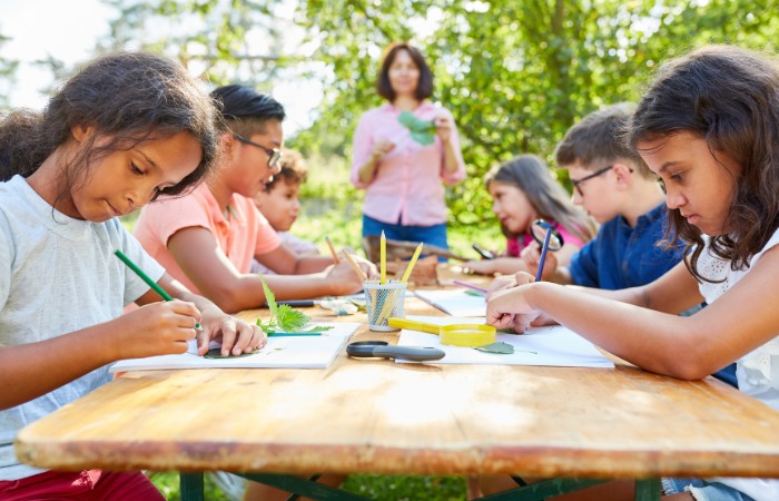 Chương tr&igrave;nh trại h&egrave; Ch&acirc;u &Acirc;u