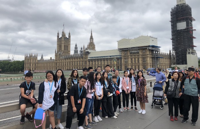 C&aacute;c chương tr&igrave;nh trại h&egrave; quốc tế Ch&acirc;u &Acirc;u