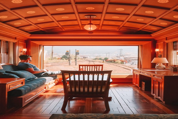 Con tàu Seven Stars Nhật Bản thu hút du khách