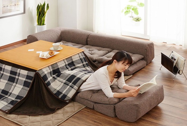 điều ngộ nghĩnh chỉ có ở nhật bản - bàn sưởi Kotatsu