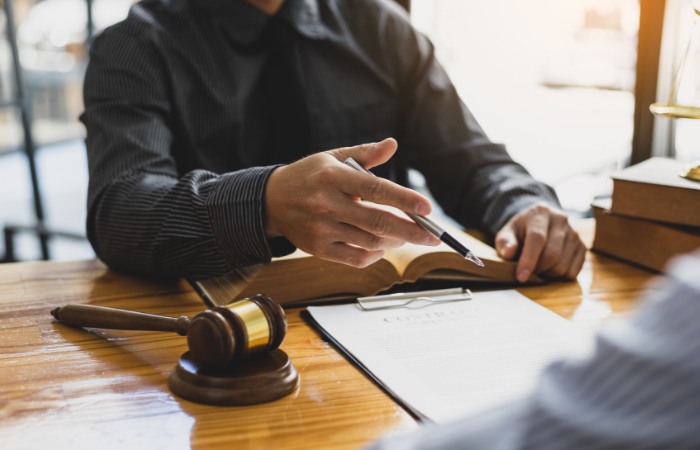 quy tr&igrave;nh hợp ph&aacute;p h&oacute;a l&atilde;nh sự