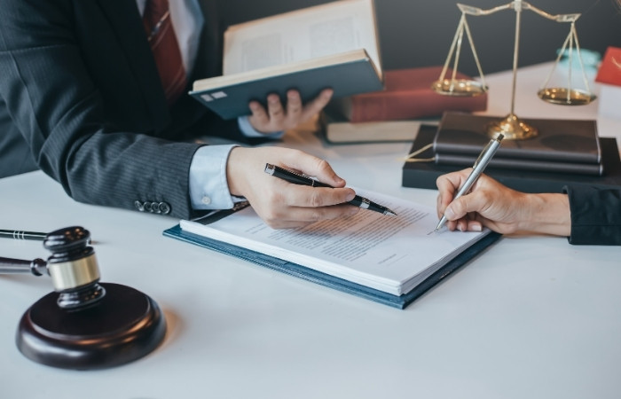 Thủ tục hợp ph&aacute;p h&oacute;a l&atilde;nh sự Philippines