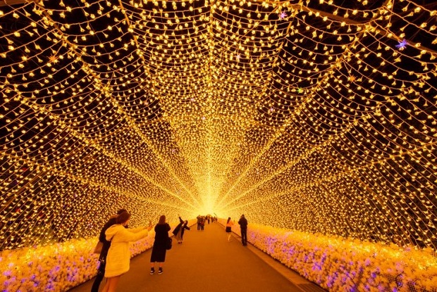 Lễ hội &aacute;nh s&aacute;ng m&ugrave;a đ&ocirc;ng tại Nhật Bản Nabana no Sato